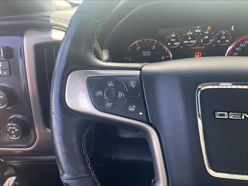Used 2016 GMC Sierra 2500 Denali w/ Duramax Plus Package AWD/4WD image 23