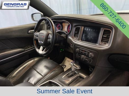 Used 2017 Dodge Charger R/T w/ Plus Group RWD image 45