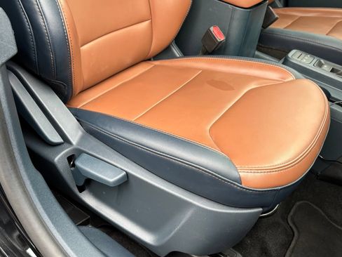 Used 2022 Ford Maverick Lariat w/ Lariat Luxury Package FWD image 24