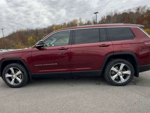 Used 2021 Jeep Grand Cherokee L Limited w/ MOPAR Finishing Package image 5