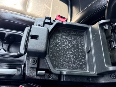 Used 2020 Jeep Gladiator Overland AWD/4WD image 43