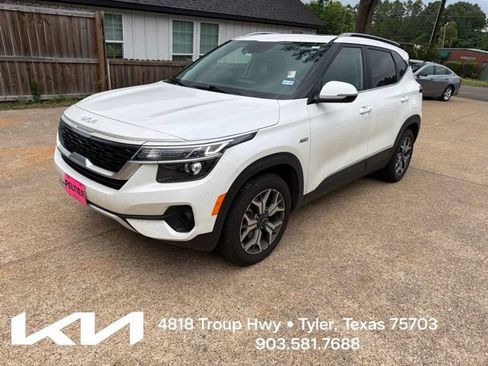 Used 2022 Kia Seltos EX AWD/4WD image 3