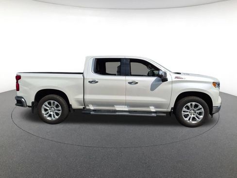 Used 2023 Chevrolet Silverado 1500 LTZ AWD/4WD image 4