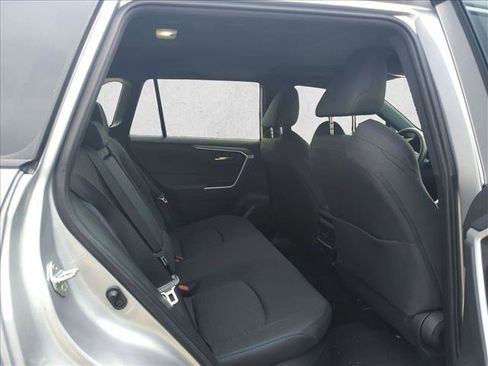 Used 2024 Toyota RAV4 SE w/ Convenience Package image 16