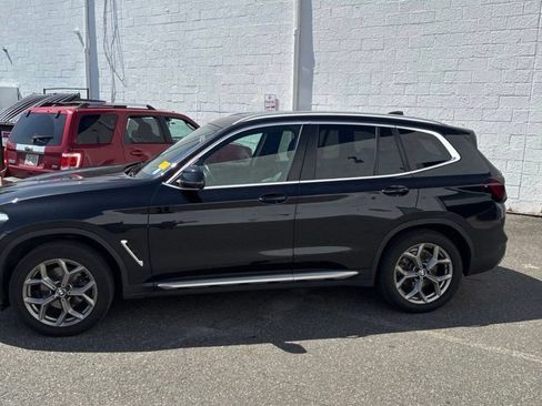 Used 2024 BMW X3 xDrive30i w/ Convenience Package AWD/4WD image 3