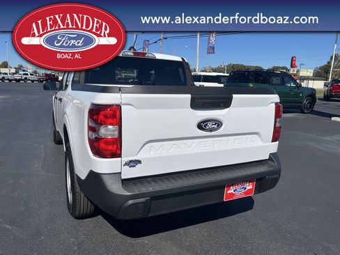 New 2025 Ford Maverick XL image 6