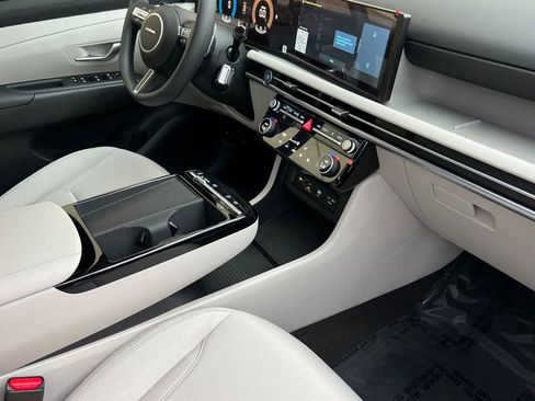 New 2026 Hyundai Tucson Blue SE image 14