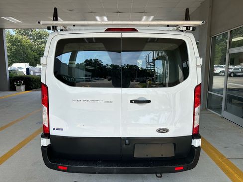 Used 2019 Ford Transit 250 130 Low Roof w/ Exterior Upgrade Package RWD image 10