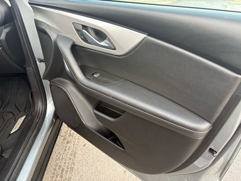 Used 2023 Chevrolet Blazer LT w/ Convenience Package image 40