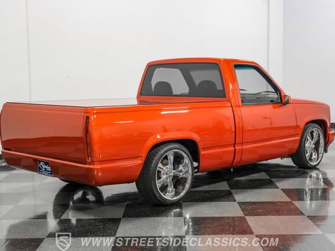 Used 1992 Chevrolet Silverado 1500 2WD Regular Cab image 11