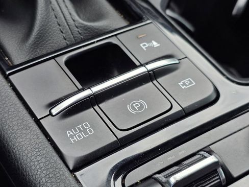 Used 2025 Kia K5 GT-Line w/ GT-Line Premium Package FWD image 27