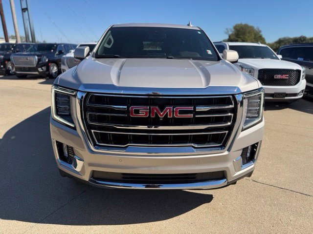 Used 2024 GMC Yukon SLT w/ SLT Premium Package RWD image 2