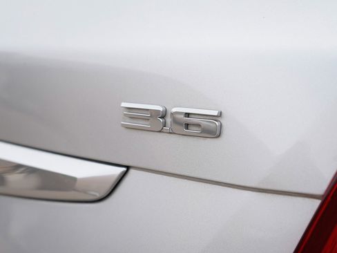 Used 2019 Cadillac XT5 Luxury image 8