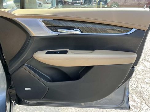 Used 2020 Cadillac XT6 Premium Luxury w/ Platinum Package AWD/4WD image 27