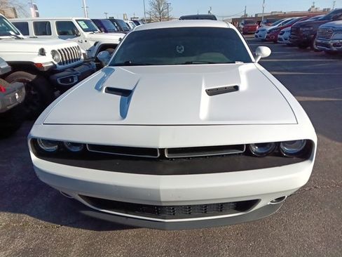 Used 2018 Dodge Challenger SXT Plus image 1