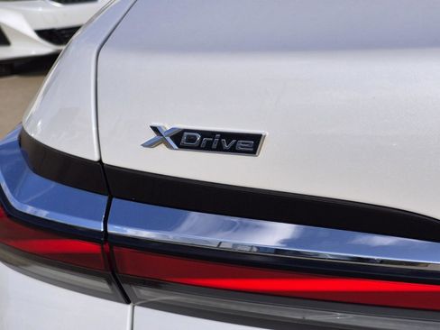 Certified 2023 BMW 760i xDrive w/ Parking Assistance Package image 9