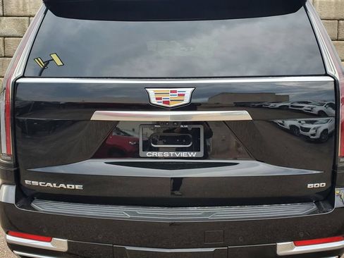 Certified 2025 Cadillac Escalade ESV Premium Luxury w/ Touring Package AWD/4WD image 13