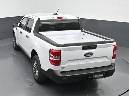 New 2025 Ford Maverick XLT image 43