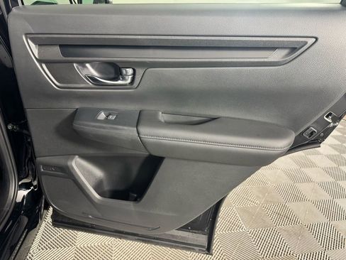 Used 2025 Honda CR-V EX image 25