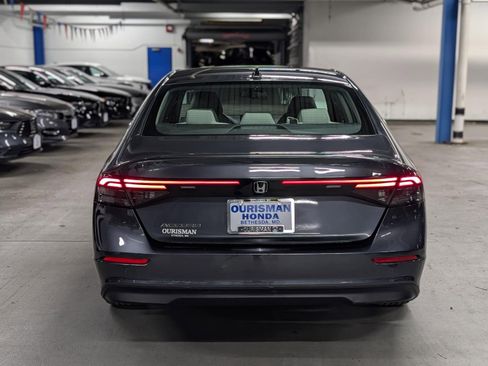 Used 2024 Honda Accord EX image 6
