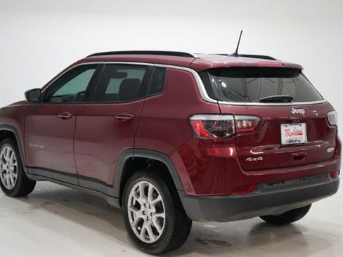 Used 2022 Jeep Compass Latitude image 6