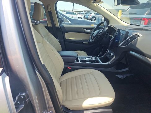 Used 2024 Ford Edge SEL w/ Convenience Package AWD/4WD image 6