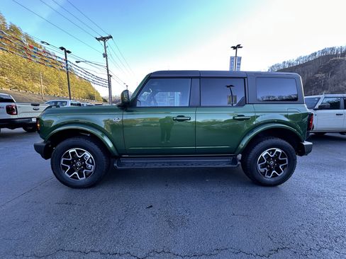 New 2025 Ford Bronco Outer Banks image 19