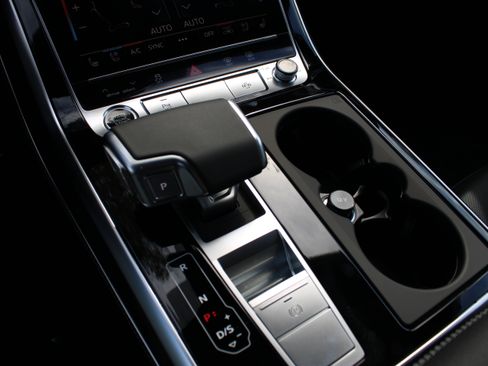 New 2026 Audi Q8 Premium Plus image 22