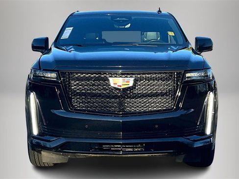 Certified 2023 Cadillac Escalade Sport image 4