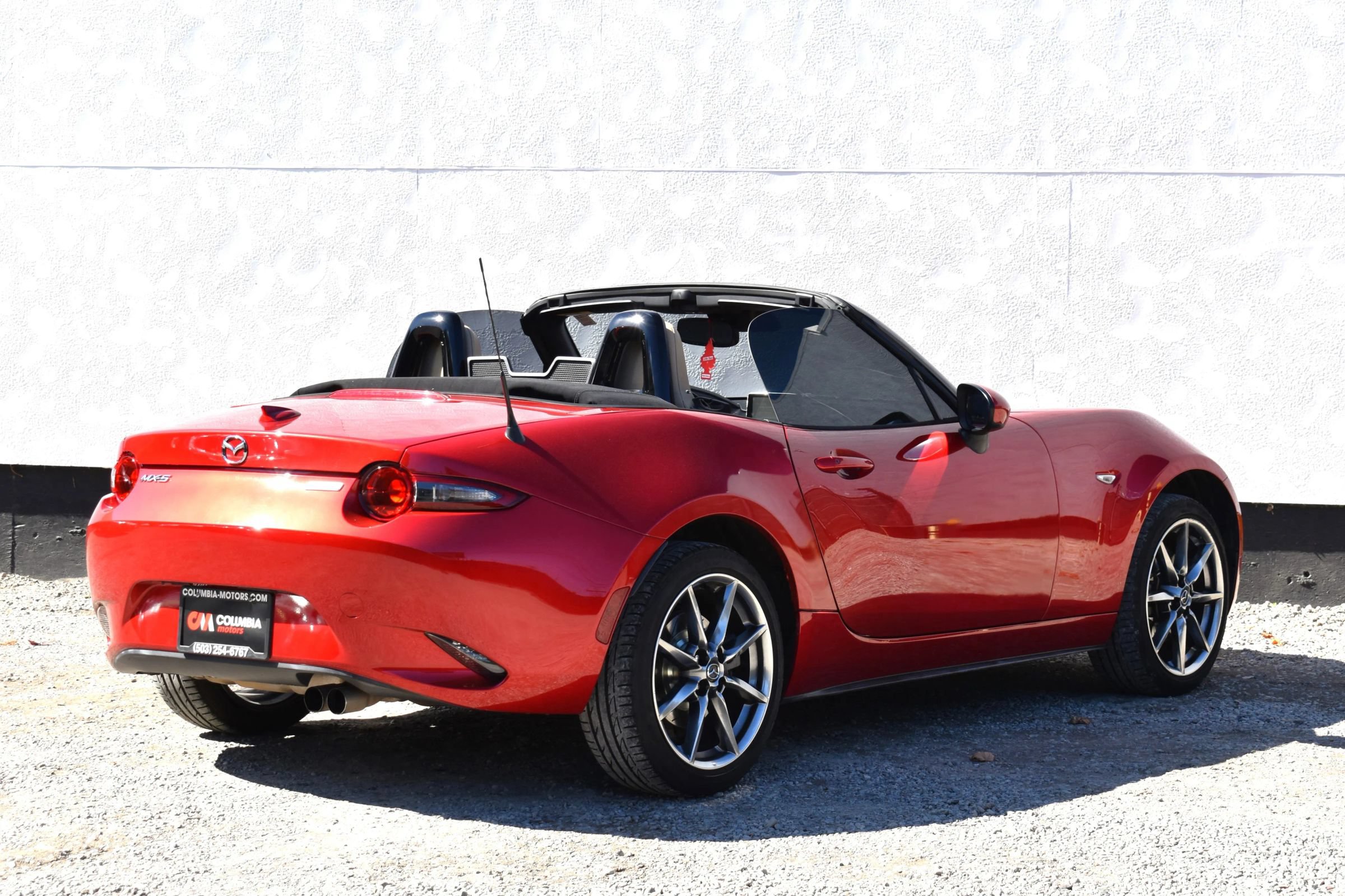 Used 2016 MAZDA MX-5 Miata Grand Touring RWD image 9