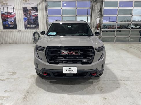 New 2026 GMC Acadia AT4 AWD/4WD image 3