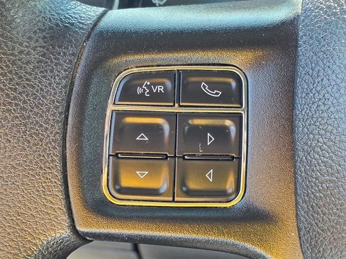 Used 2018 RAM 2500 Tradesman w/ Chrome Appearance Group image 17