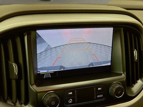 Used 2020 GMC Canyon SLE w/ SLE Convenience Package image 14