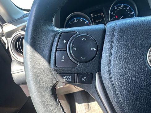 Used 2018 Toyota RAV4 XLE AWD/4WD image 7