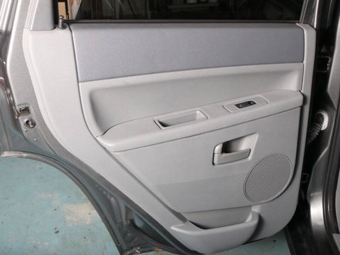 Used 2007 Jeep Grand Cherokee Laredo AWD/4WD image 52