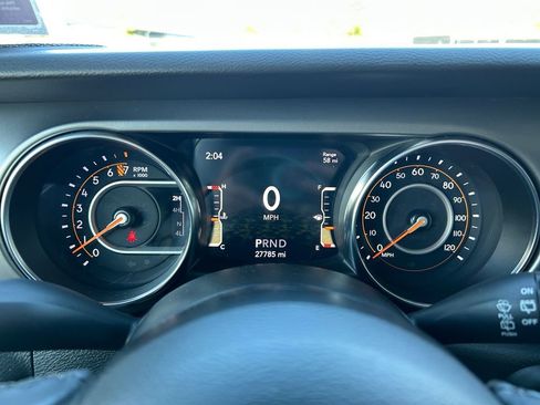 Used 2022 Jeep Wrangler Unlimited Sport AWD/4WD image 17