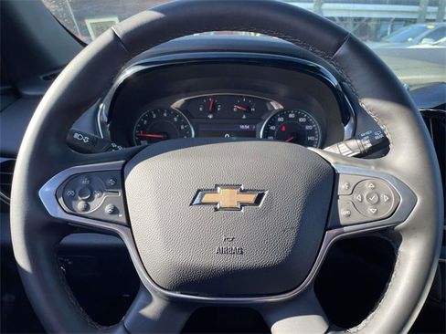Certified 2023 Chevrolet Traverse LT image 32