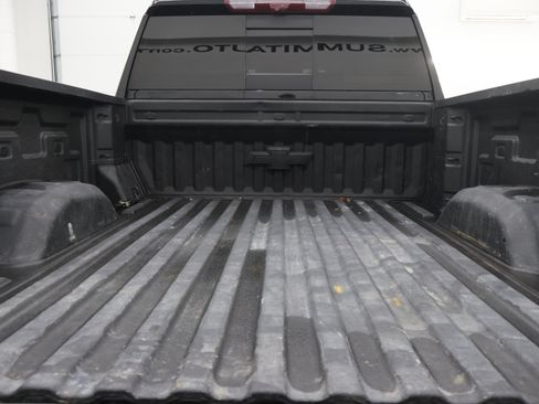 Used 2024 Chevrolet Silverado 2500 LTZ w/ LTZ Plus Package AWD/4WD image 33