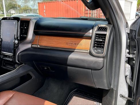 Used 2021 RAM 1500 Limited w/ Body Color Bumper Group image 18