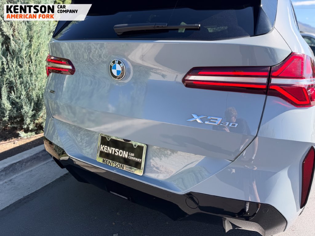 Used 2025 BMW X3 xDrive30i AWD/4WD image 34