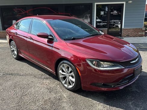 Used 2015 Chrysler 200 S w/ Navigation & Sound Group I AWD/4WD image 3