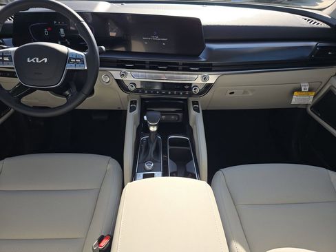 New 2025 Kia Telluride S image 15