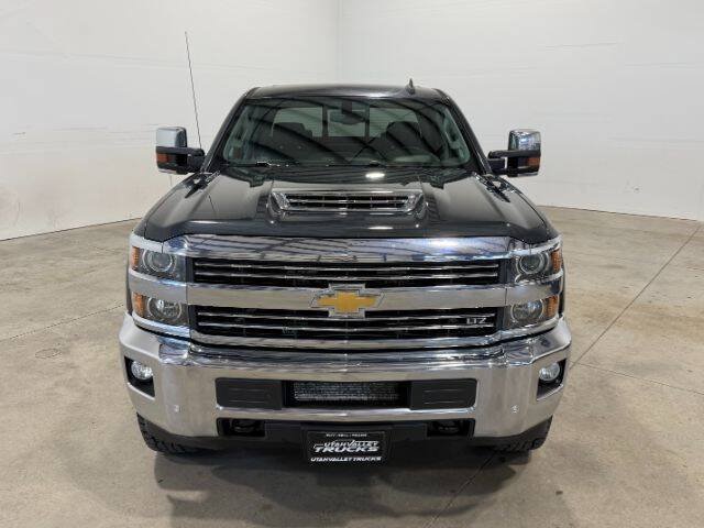 Used 2018 Chevrolet Silverado 2500 LTZ w/ Duramax Plus Package AWD/4WD image 4