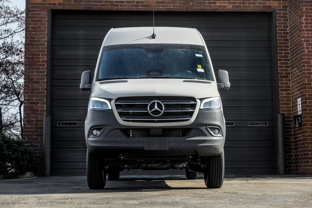 Used 2026 Mercedes-Benz Sprinter 2500 image 5