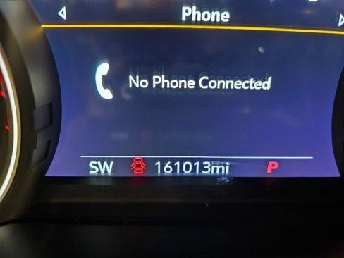 Used 2021 Chevrolet Suburban Premier w/ Premium Package image 11