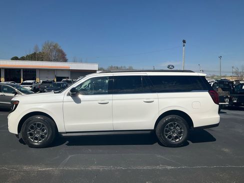 New 2026 Ford Expedition Max Active image 8