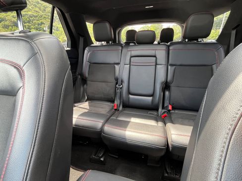 Certified 2022 Ford Explorer ST-Line w/ Class IV Trailer Tow Package AWD/4WD image 39