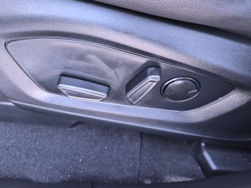 Used 2023 Ford Explorer ST-Line AWD/4WD image 17