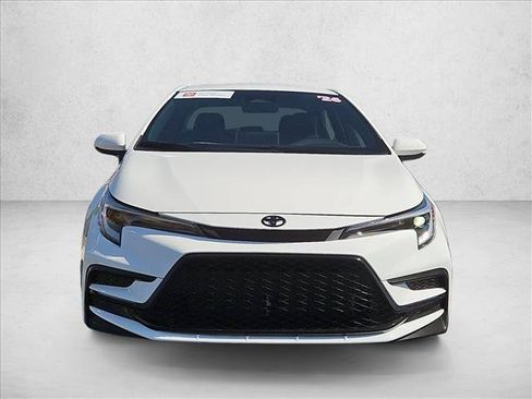 Certified 2026 Toyota Corolla SE w/ SE Package FWD image 2