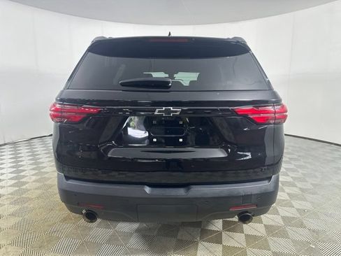 Used 2022 Chevrolet Traverse LT w/ Midnight/Sport Edition AWD/4WD image 6